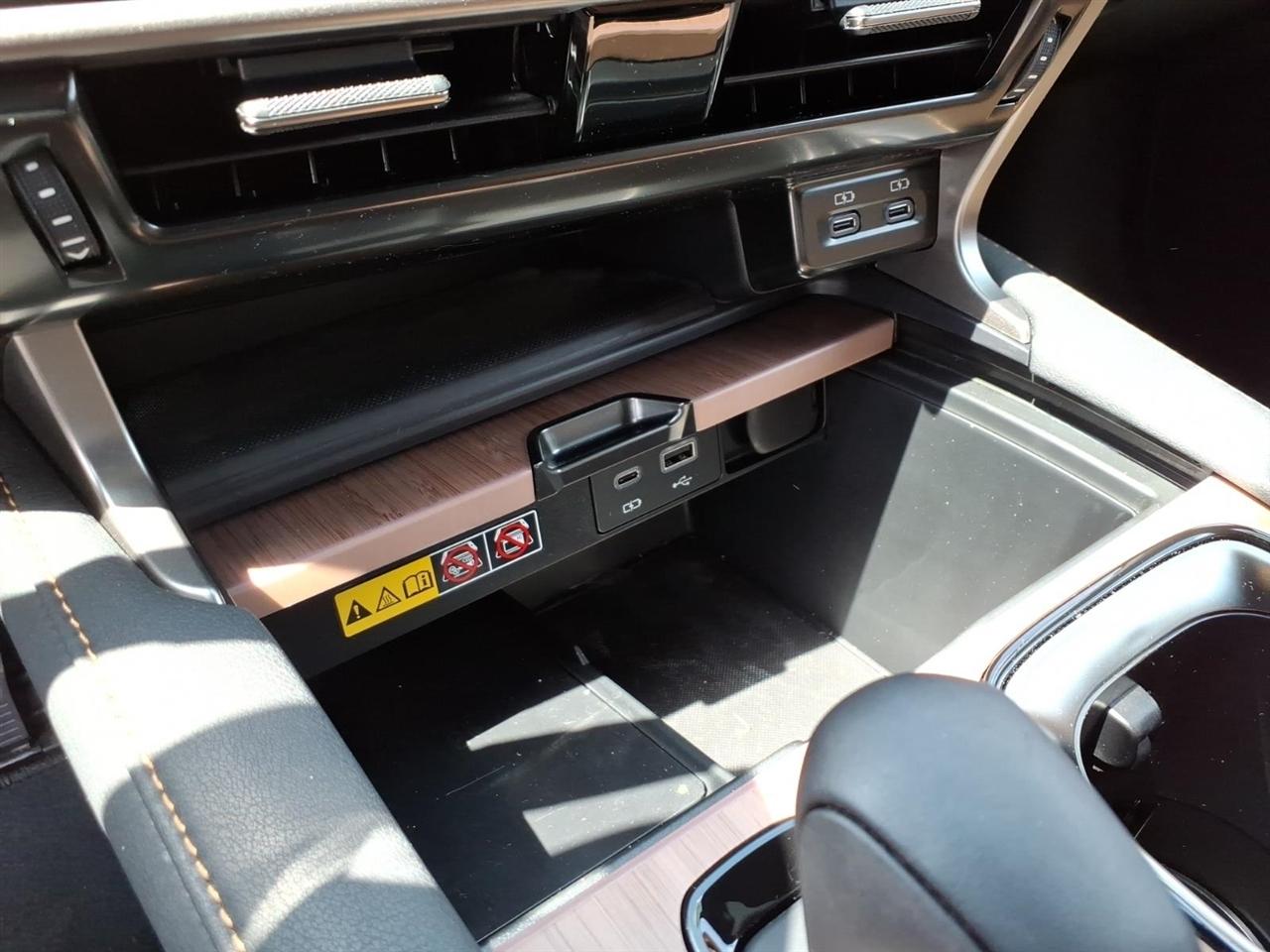 Lexus RX  2025
