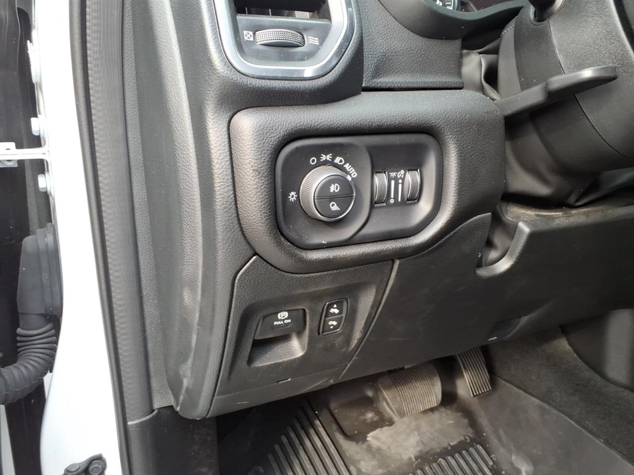 RAM 1500  2023