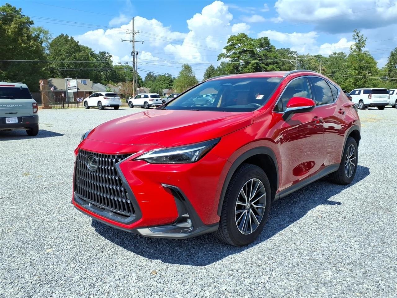 Lexus NX  2025