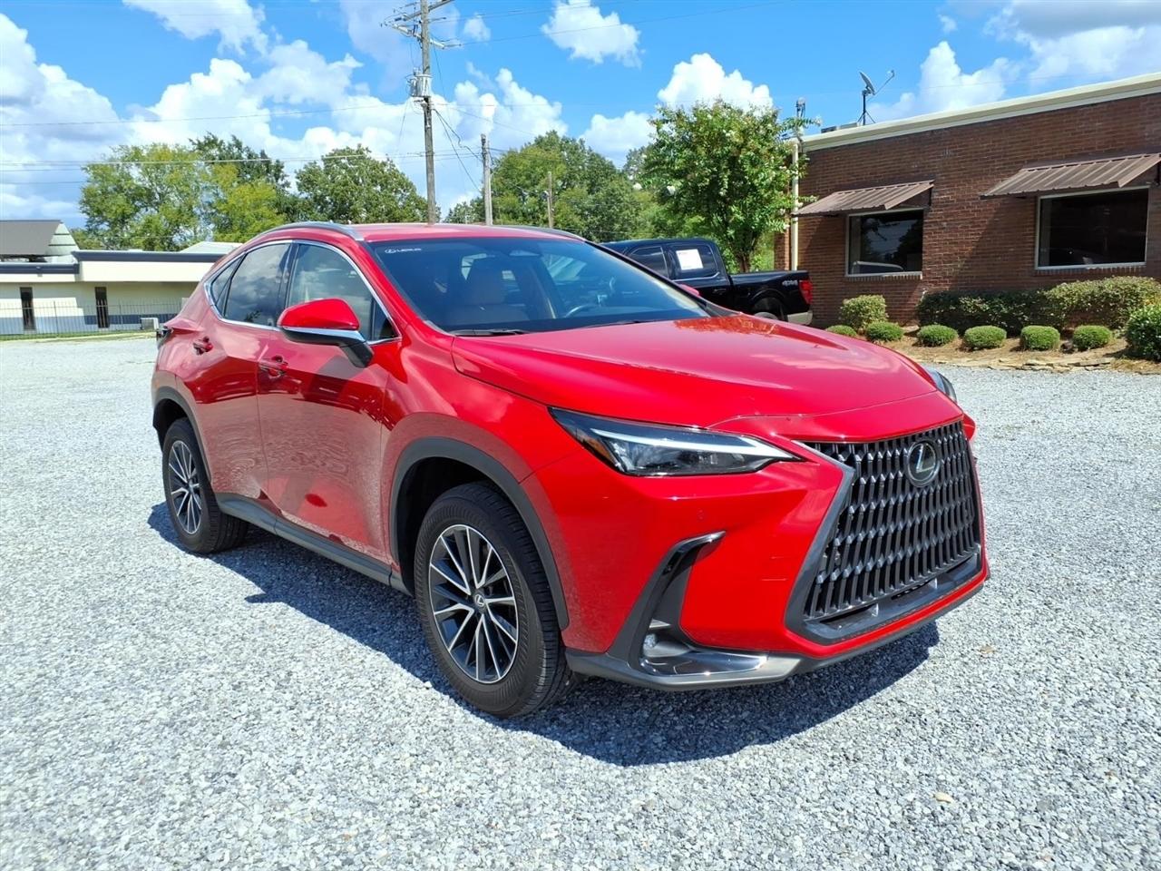 Lexus NX  2025