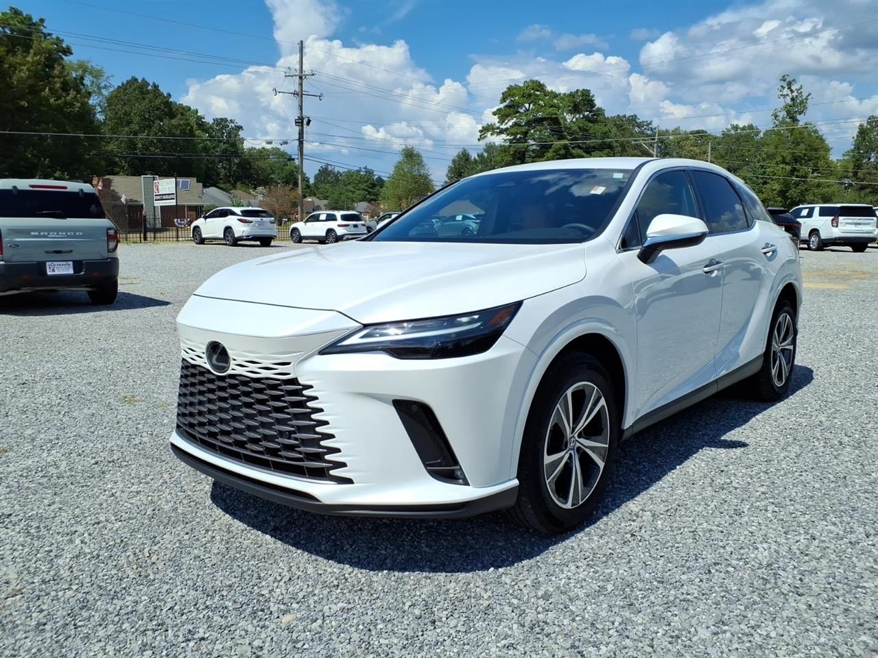 Lexus RX  2025