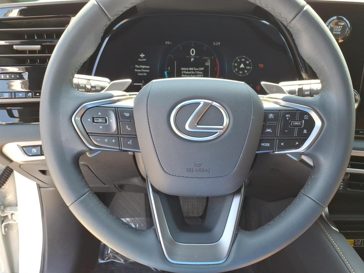 Lexus RX  2025