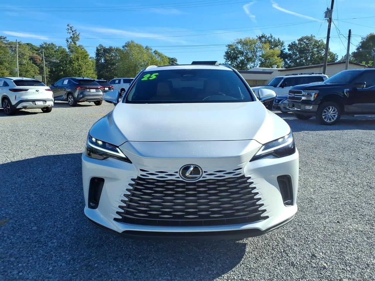 Lexus RX  2025