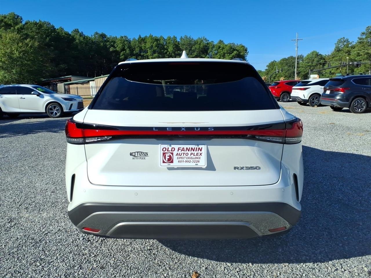 Lexus RX  2025