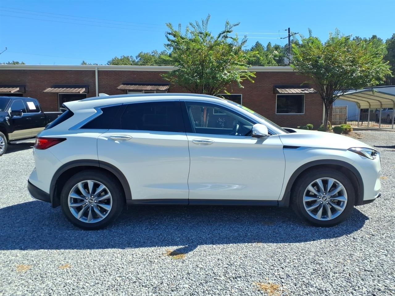 Infiniti QX50  2022