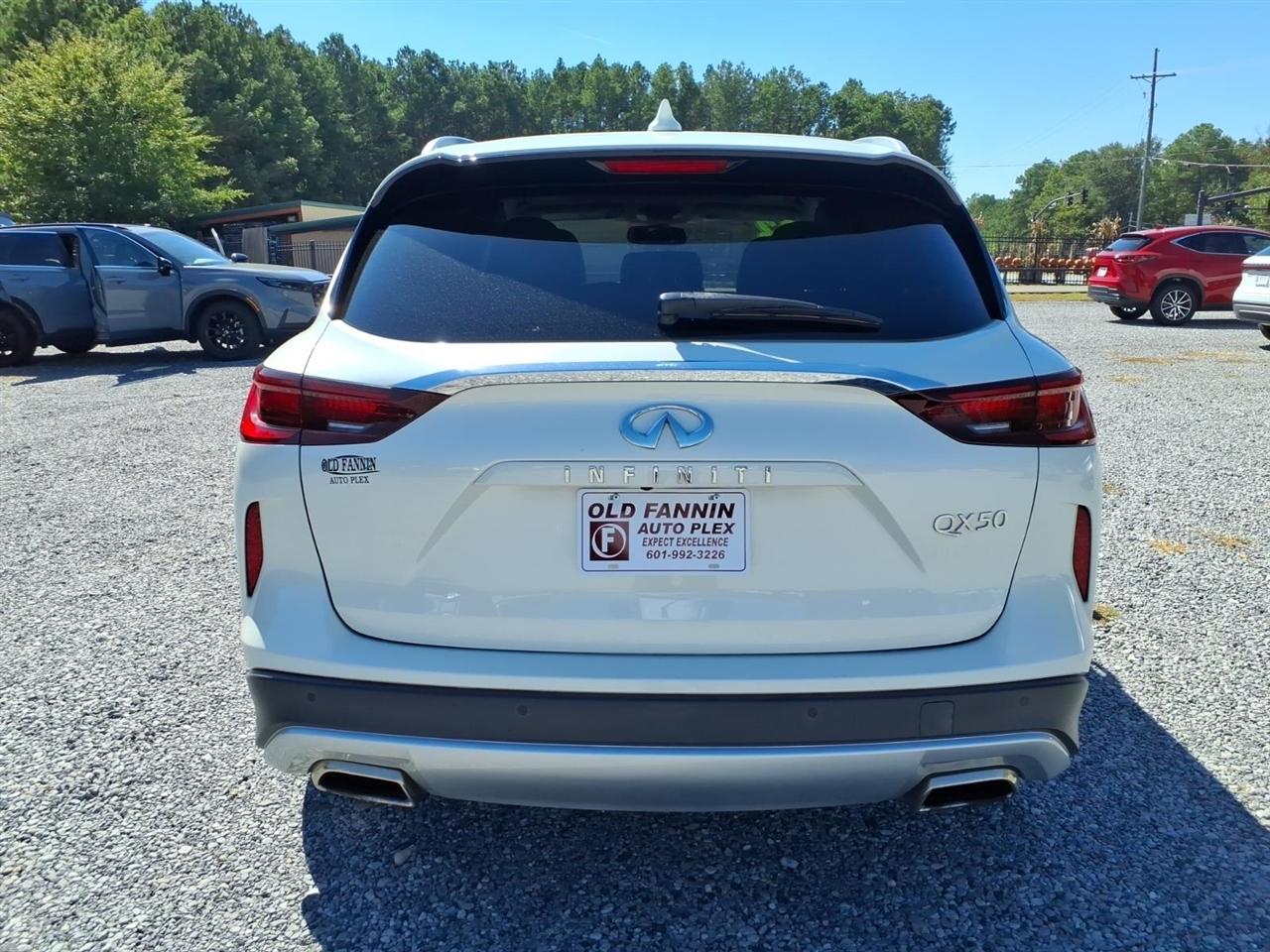 Infiniti QX50  2022
