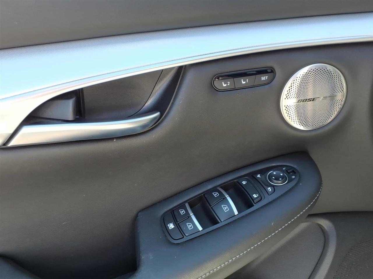 Infiniti QX50  2022