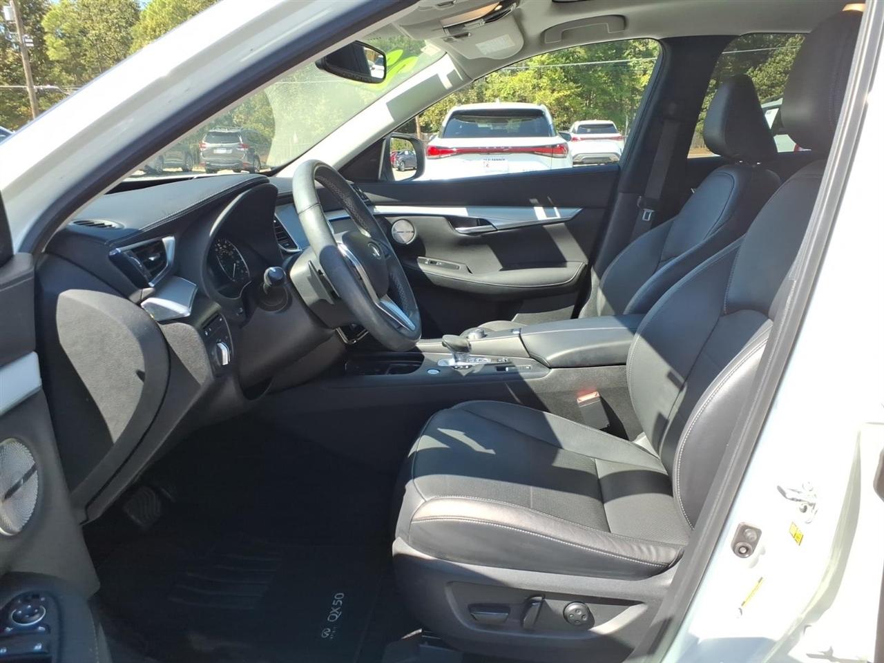 Infiniti QX50  2022