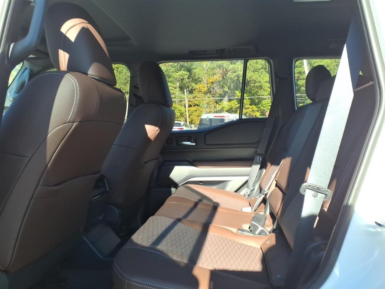 Toyota Land Cruiser  2027