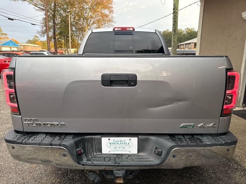 Toyota Tundra Limited 5.7L FFV Double Cab 4WD 2010