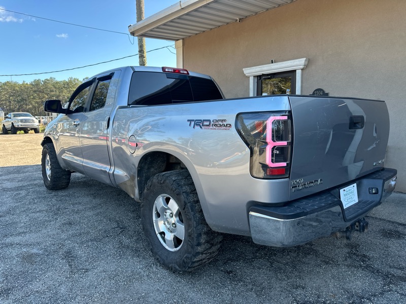 Toyota Tundra Limited 5.7L FFV Double Cab 4WD 2010