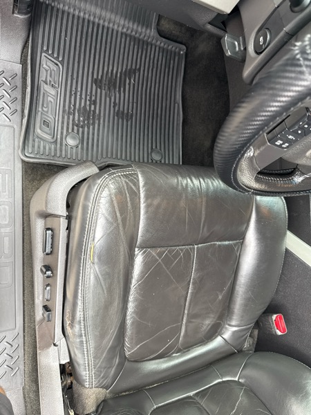 Ford F-150 4WD SuperCrew 150" FX4 2011