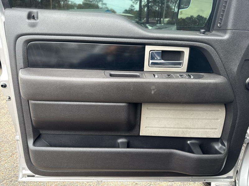 Ford F-150 4WD SuperCrew 150" FX4 2011