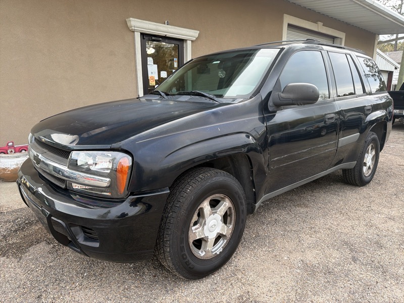 Chevrolet TrailBlazer LS 4WD 2004