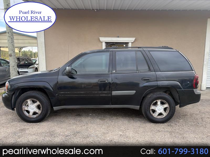 Chevrolet TrailBlazer LS 4WD 2004