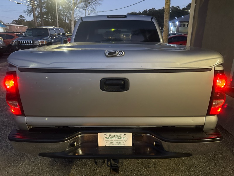 Chevrolet Silverado 1500 2WD Crew Cab 143.5" LT w/1LT 2006