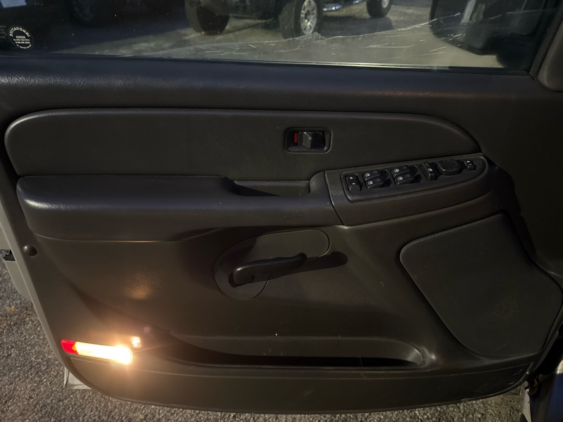 Chevrolet Silverado 1500 2WD Crew Cab 143.5" LT w/1LT 2006