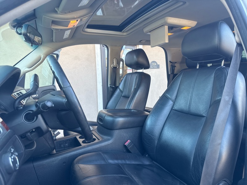 Chevrolet Tahoe LT 2WD 2012