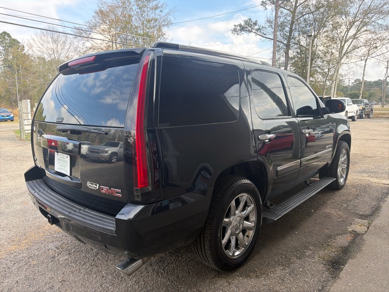 GMC Yukon Denali 2WD 2013