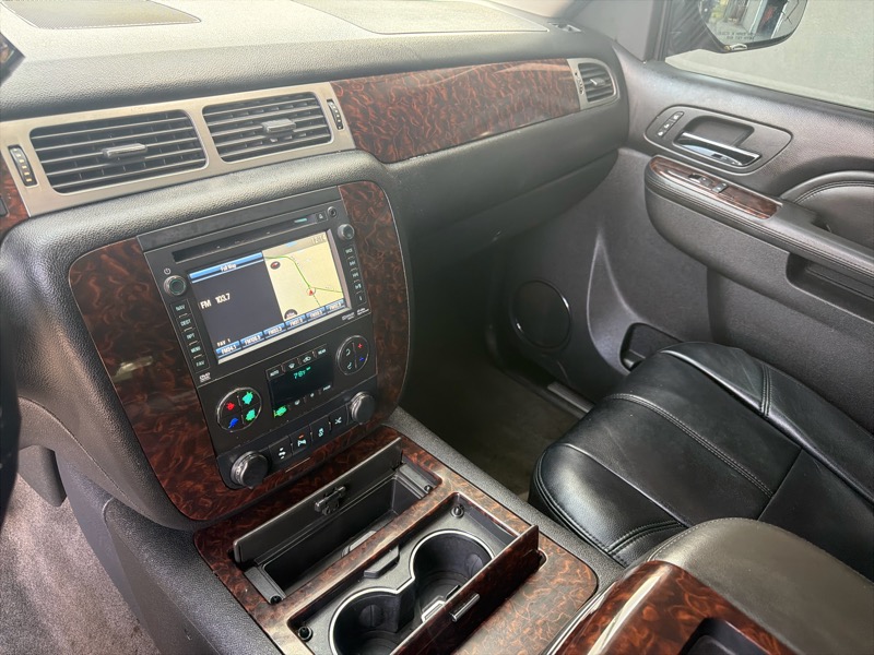 GMC Yukon Denali 2WD 2013