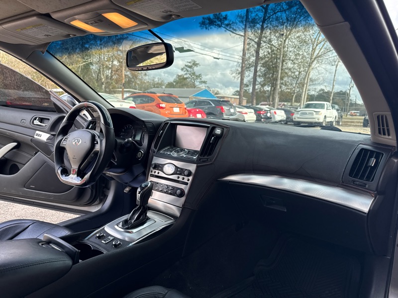 Infiniti G Convertible G37 Sport 6MT 2011