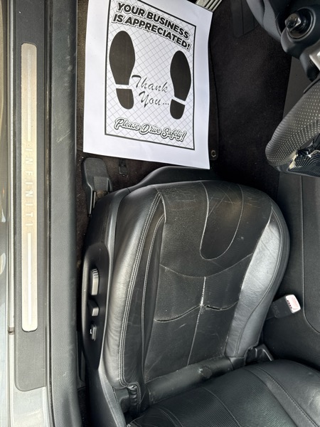 Infiniti G Convertible G37 Sport 6MT 2011