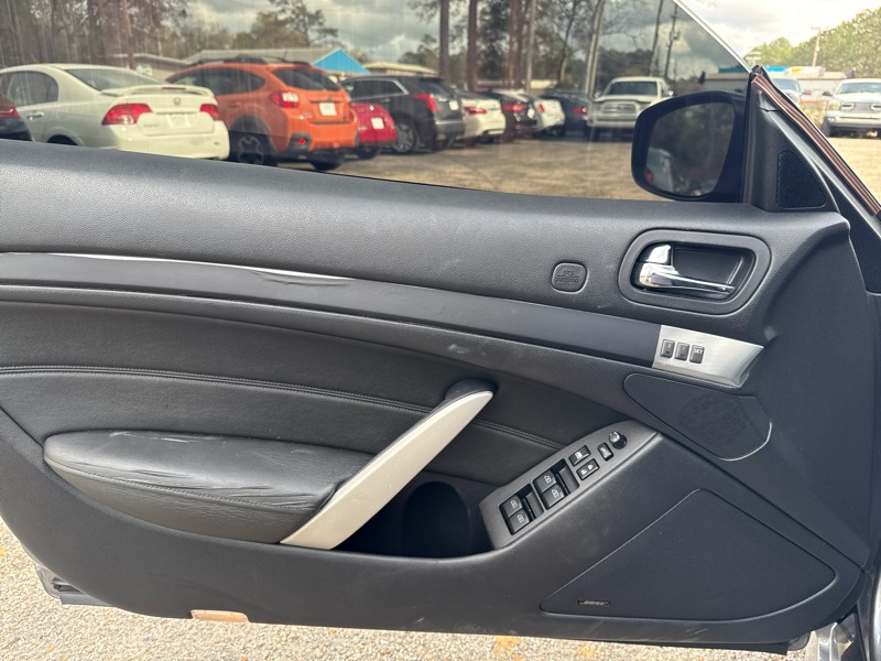 Infiniti G Convertible G37 Sport 6MT 2011