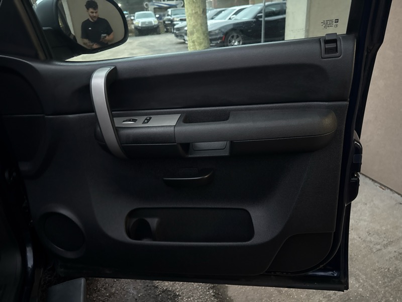 Chevrolet Silverado 1500 4WD Reg Cab 119.0" LS 2009