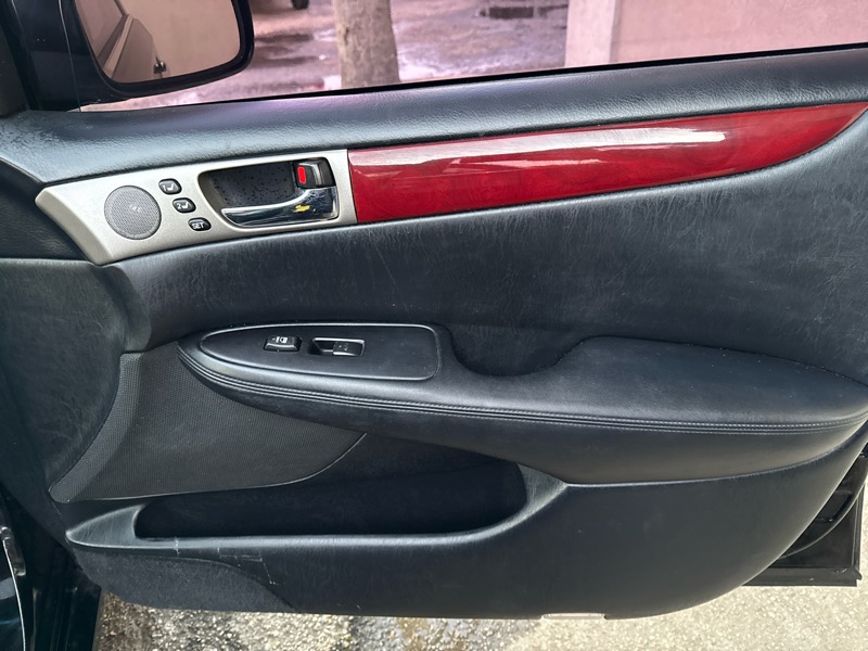 Lexus ES 330 Sedan 2005