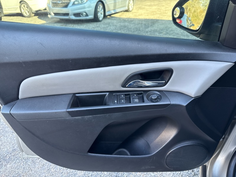 Chevrolet Cruze LS Manual 2014