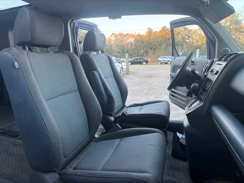 Honda Element EX 4WD AT w/ Front Side Airbags 2003