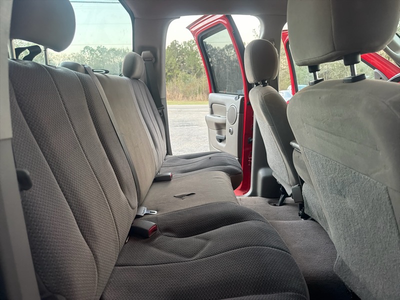 Dodge Ram 1500 Laramie Quad Cab Long Bed 2WD 2005