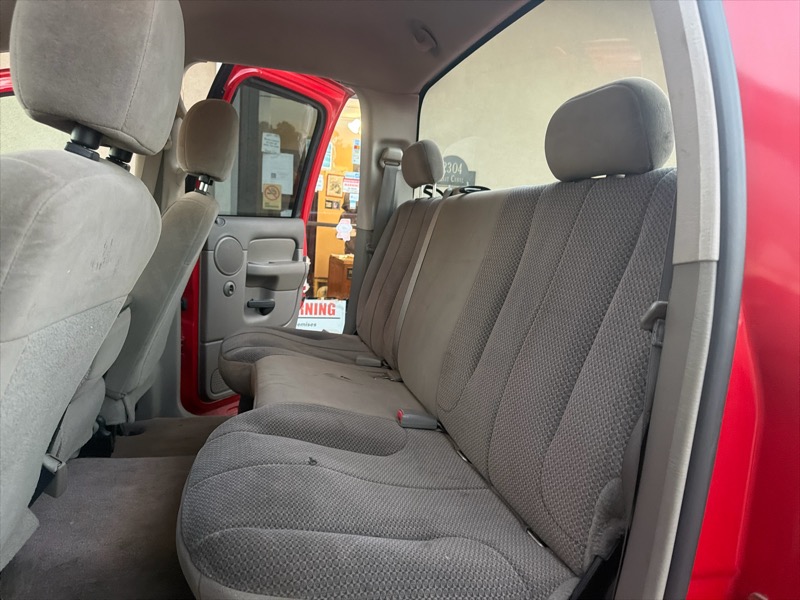 Dodge Ram 1500 Laramie Quad Cab Long Bed 2WD 2005