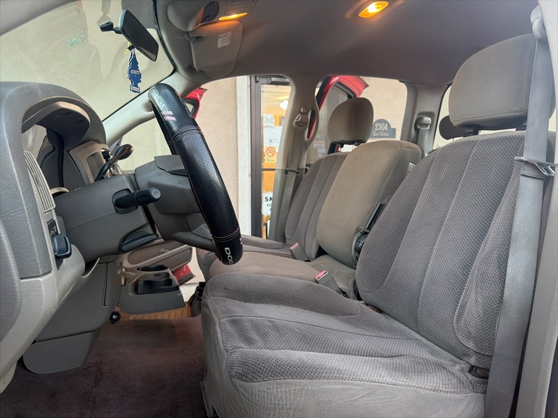 Dodge Ram 1500 Laramie Quad Cab Long Bed 2WD 2005