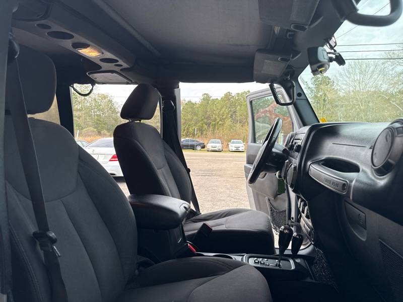 Jeep Wrangler Unlimited Sport 4WD 2017