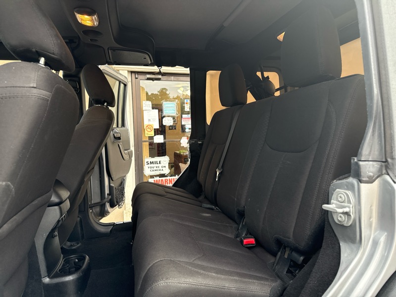 Jeep Wrangler Unlimited Sport 4WD 2017