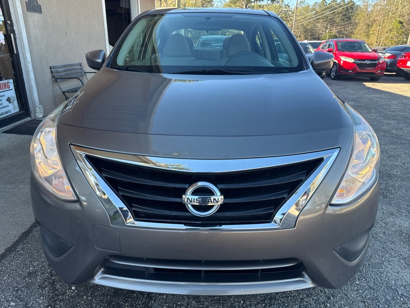 Nissan Versa 1.6 S 5M 2016