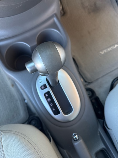 Nissan Versa 1.6 S 5M 2016