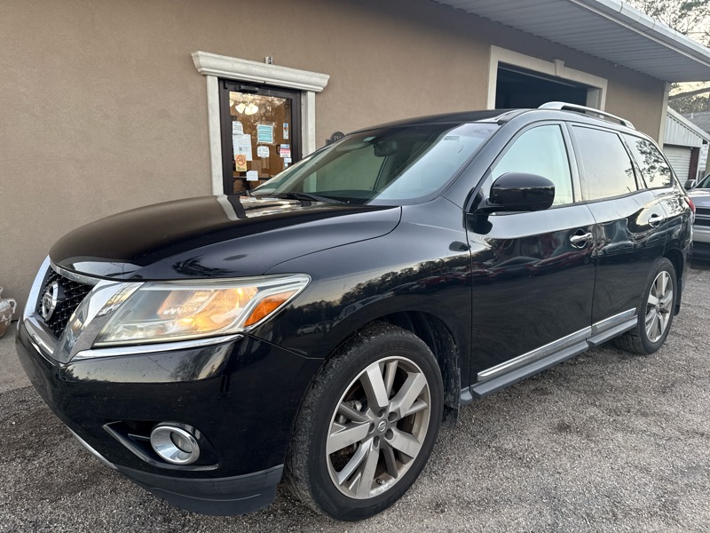 Nissan Pathfinder SL 2WD 2014