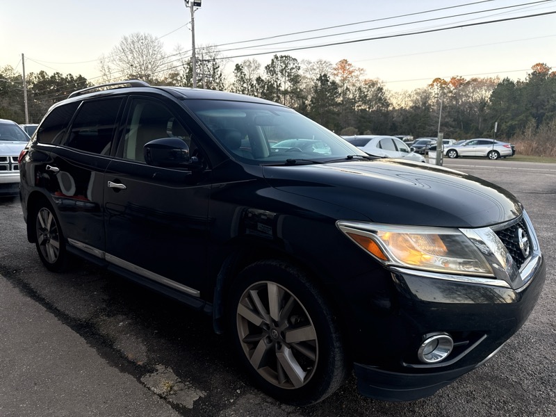 Nissan Pathfinder SL 2WD 2014