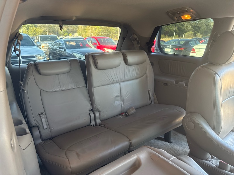 Toyota Sienna XLE Limited FWD 2008