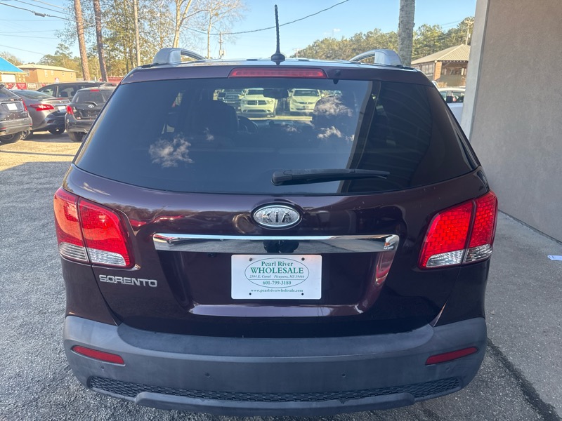 Kia Sorento LX 2WD 2012