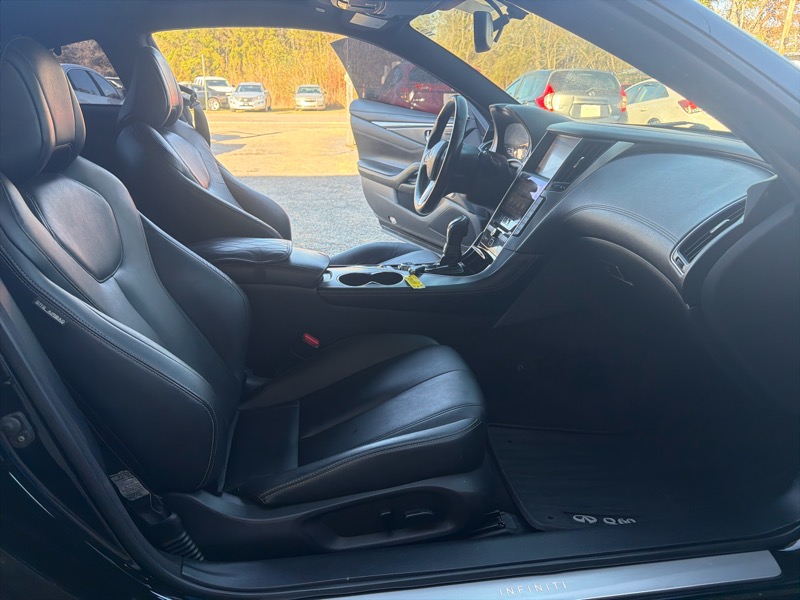 Infiniti Q60 2.0t AWD 2017