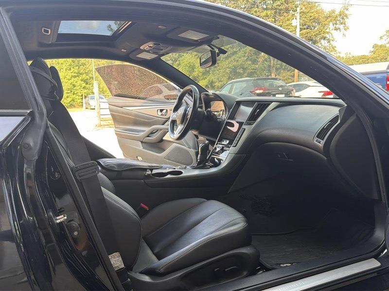 Infiniti Q60 2.0t AWD 2017