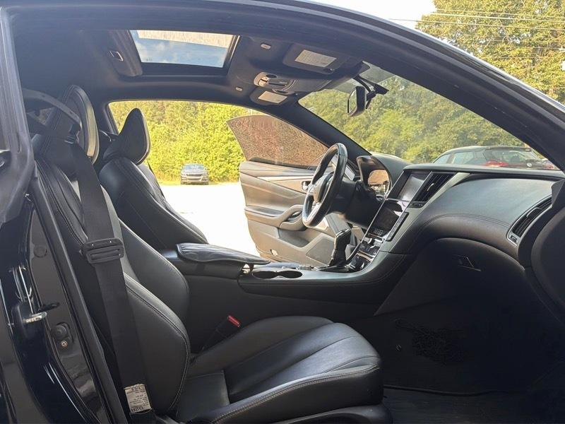 Infiniti Q60 2.0t AWD 2017