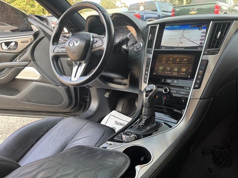 Infiniti Q60 2.0t AWD 2017