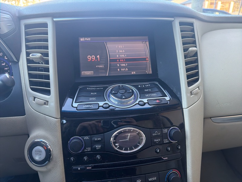 Infiniti FX FX37 2WD 2013