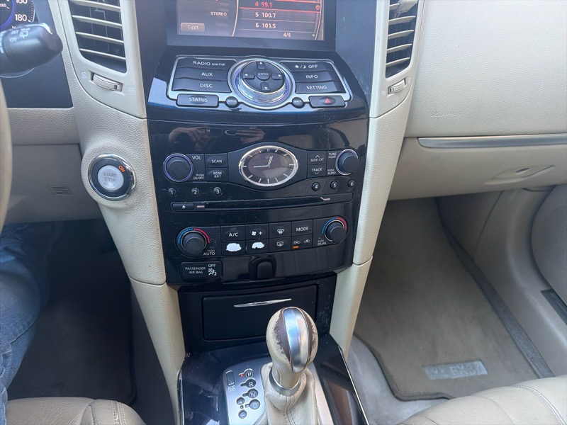 Infiniti FX FX37 2WD 2013