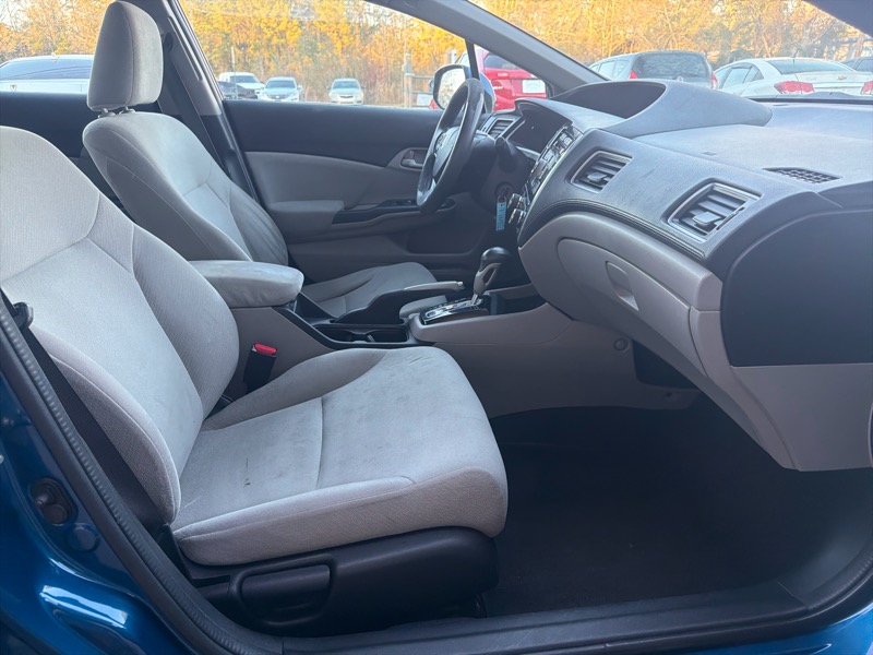 Honda Civic 1.5 4-Door Sedan 2013