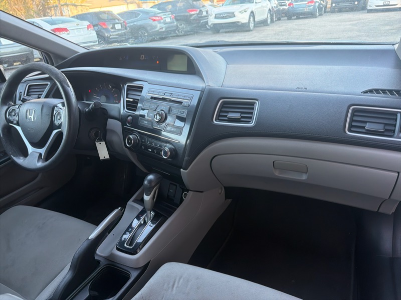 Honda Civic 1.5 4-Door Sedan 2013